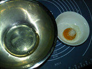 Egg Yolk Rounds Step-by-Step