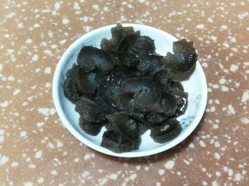 Steps to Make Tender and Smooth Sea Cucumber Scrambled Eggs