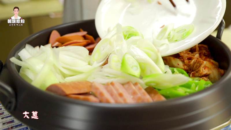 Steps to make Korean Army Stew