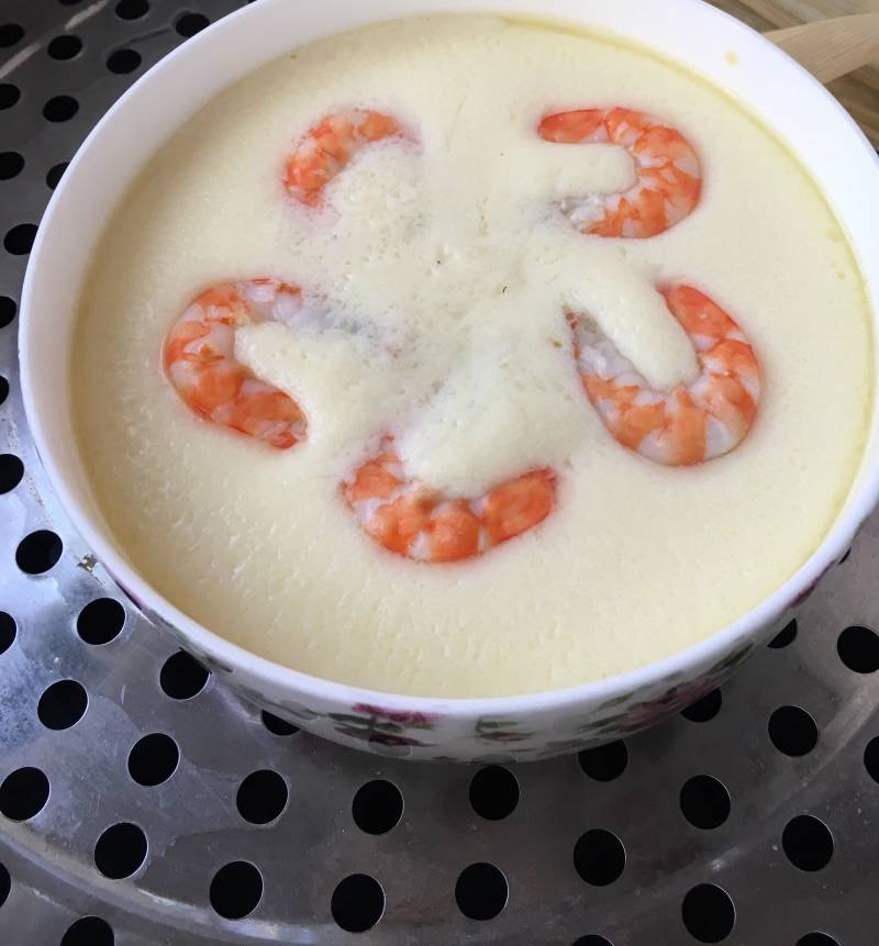 Detailed Steps for Steamed Egg with Fresh Shrimp