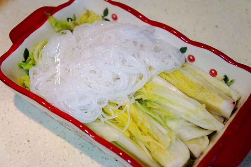 Steps for Making Garlic Baby Bok Choy with Glass Noodles