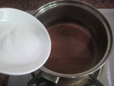 Steps for Making Hot Chocolate Milk