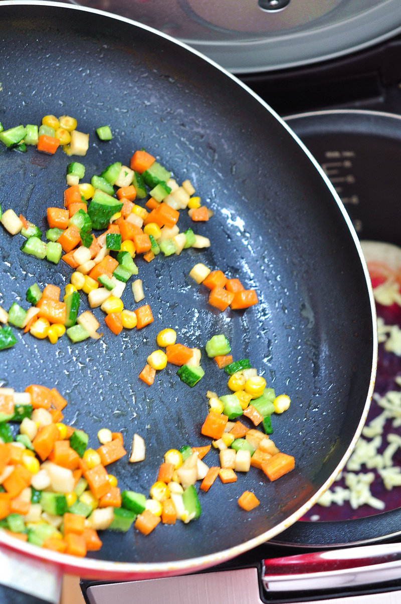 Steps to Make Purple Sweet Potato Dual-Flavor Pizza