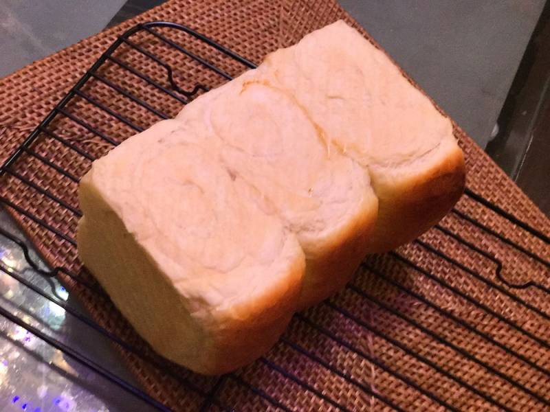 Steps for making Zhongzhong Cardada Super Soft Toast