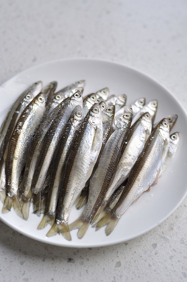 Steps for Making Spicy Baked Fish