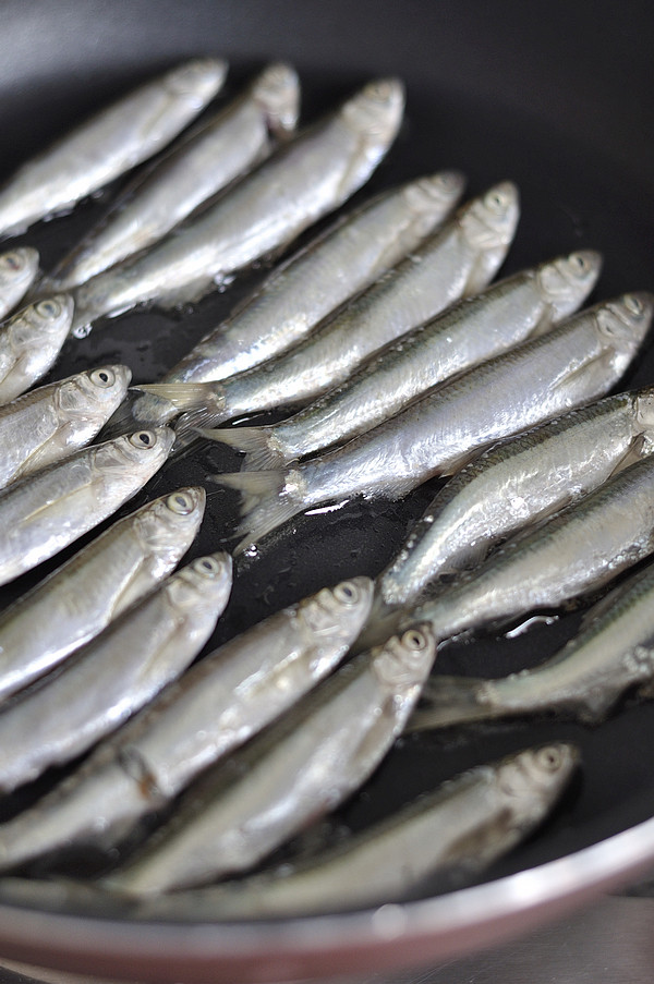 Steps for Making Spicy Baked Fish