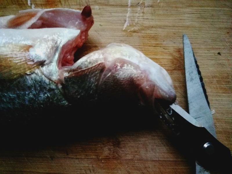 Steps for Making Sea Bass with an Electric Skillet