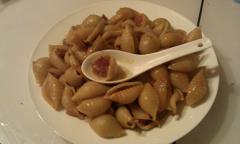 Tomato Beef Stir-Fried Italian Conchiglie Pasta