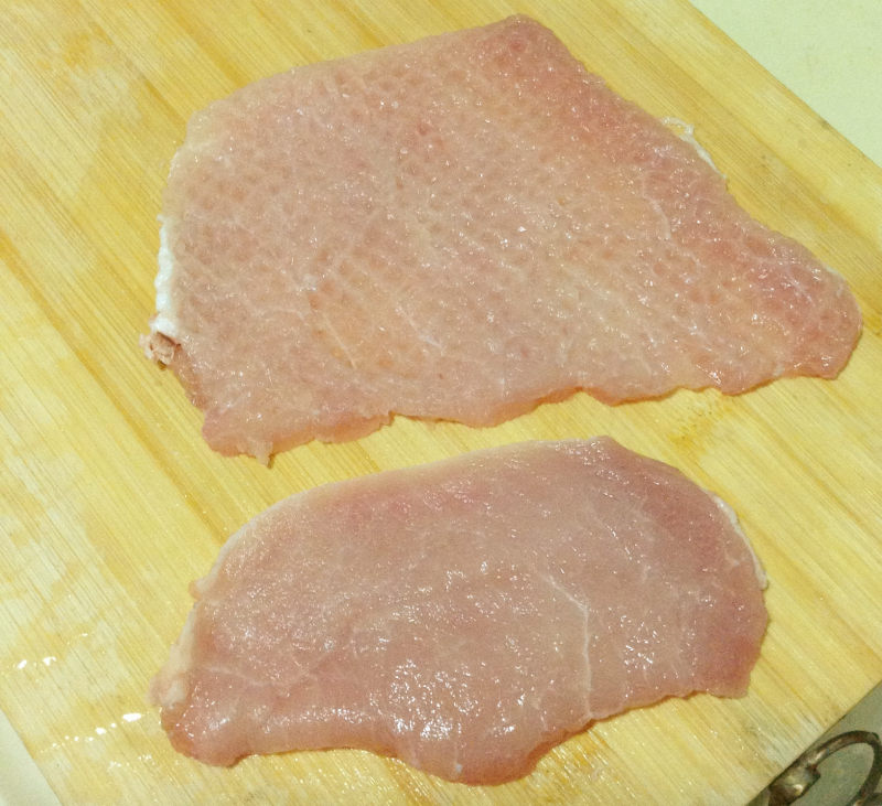 Steps for Cooking Three-Flavored Pan-Fried Pork Chop