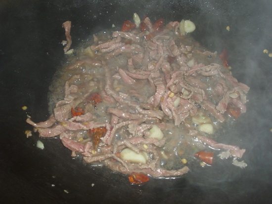 Steps for Stir-fried Beef with Radish Shreds