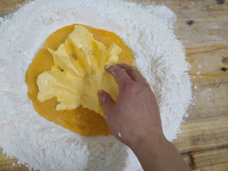 Steps for Making Cheese Cookies