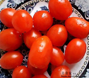 Steps for making Plum-stuffed Cherry Tomatoes