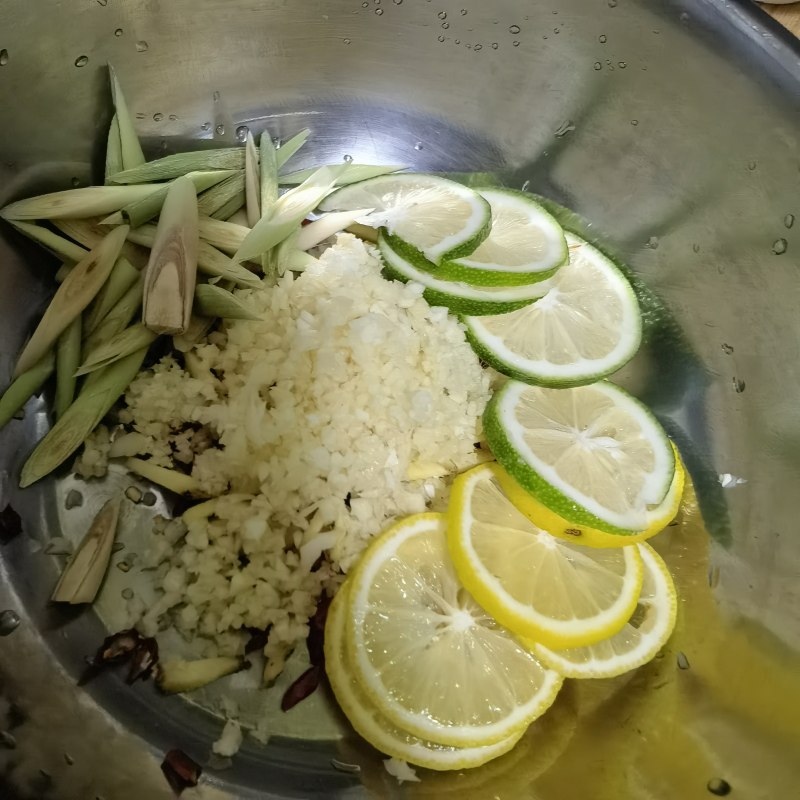 Thai-style Spicy and Sour Boneless Chicken Feet Cooking Steps