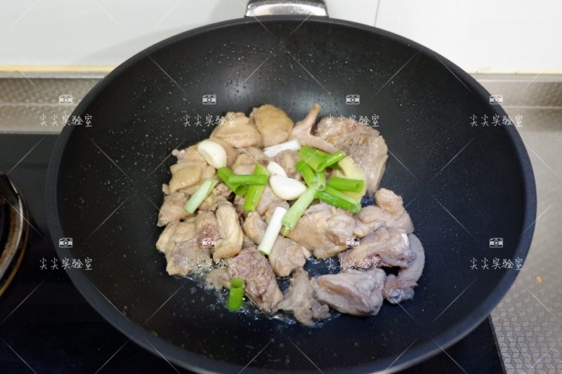 Steps to Cook Thai Flavored Chicken