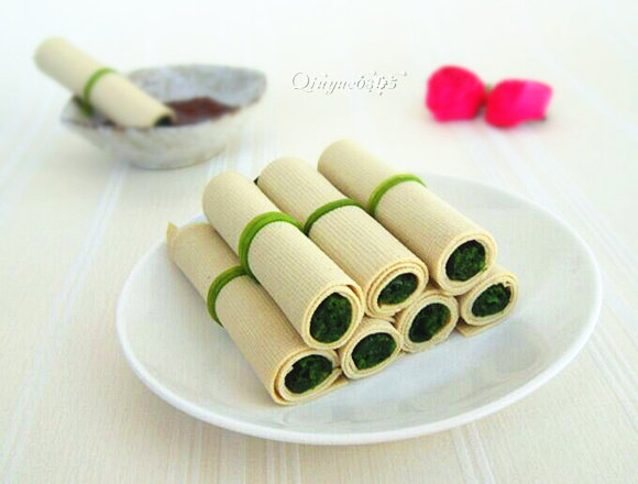 Spinach Tofu Rolls