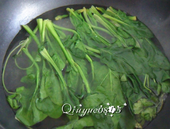 Steps for Cooking Spinach Tofu Rolls