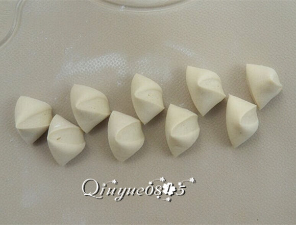 Steps for Making Huixiang Baozi