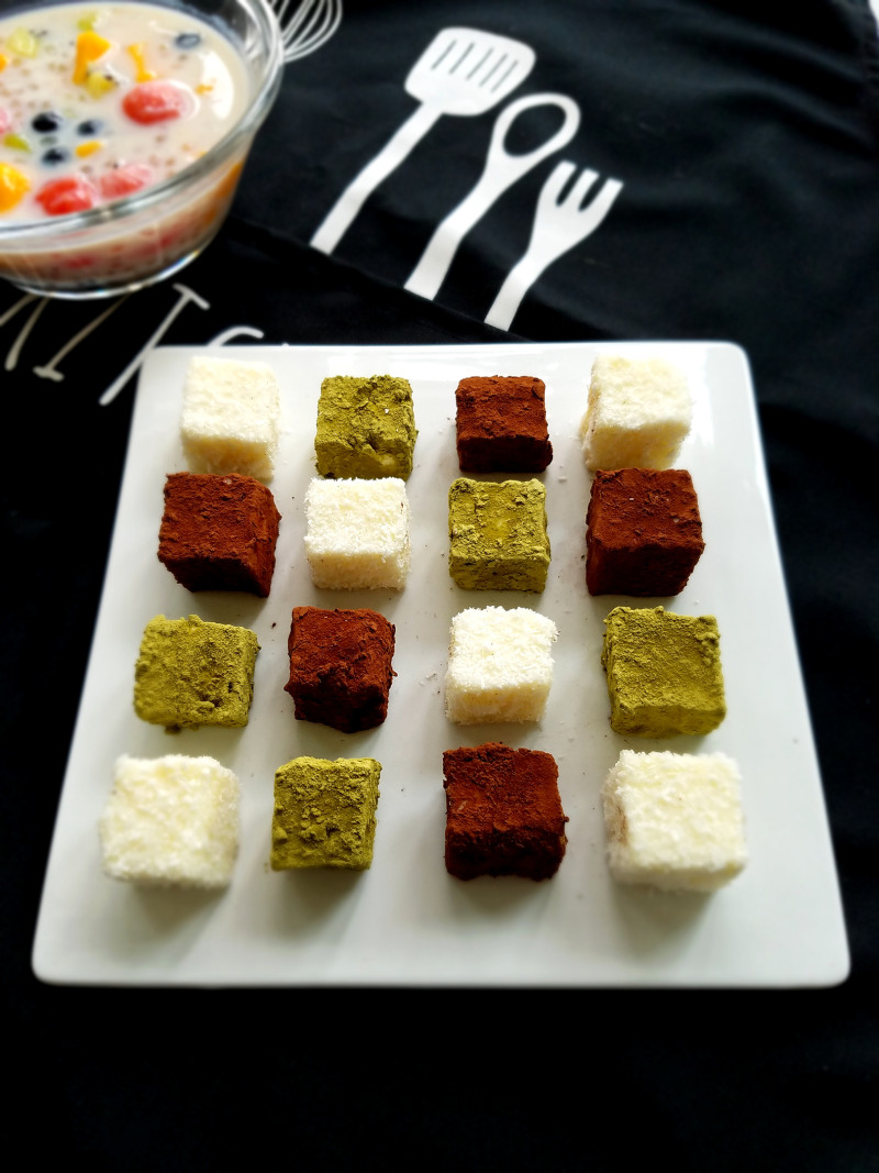 Three-Color Milk Squares