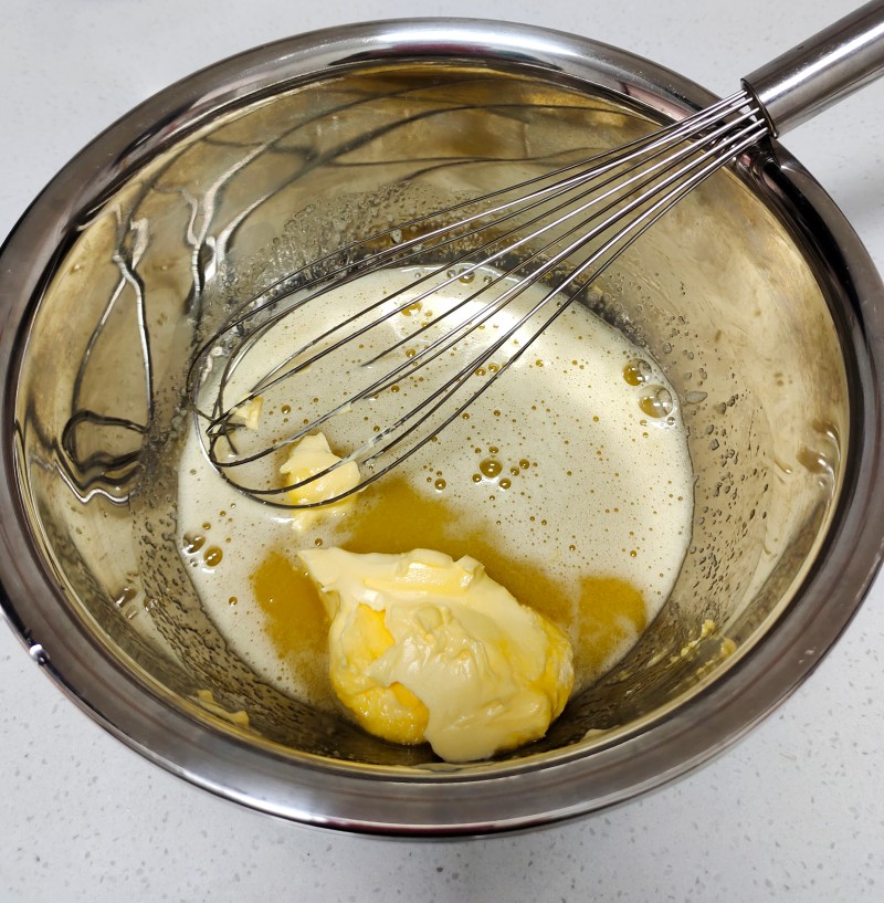 Steps for Making Homemade Crispy Biscuits