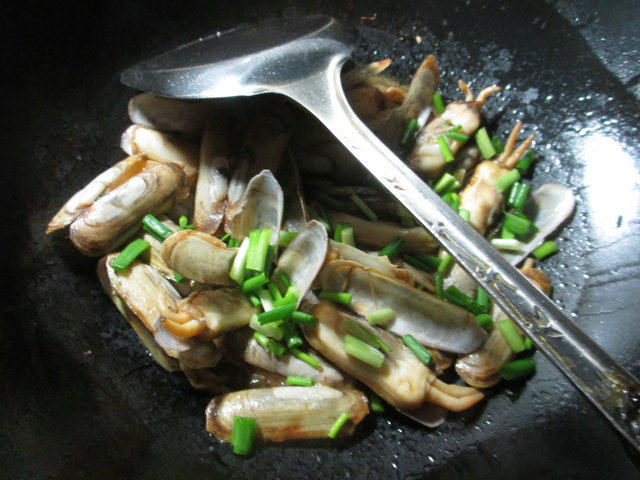 【Ningbo】Scallops with Green Onion and Ginger - Cooking Steps