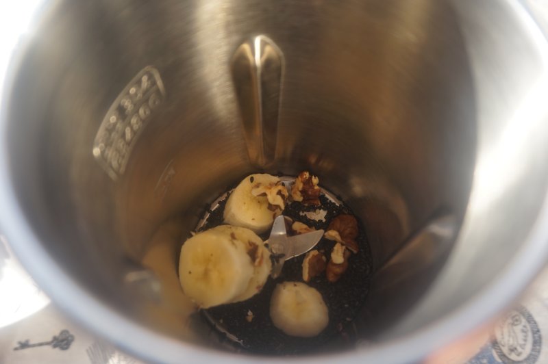 Steps for making Black Sesame Walnut Soy Milk