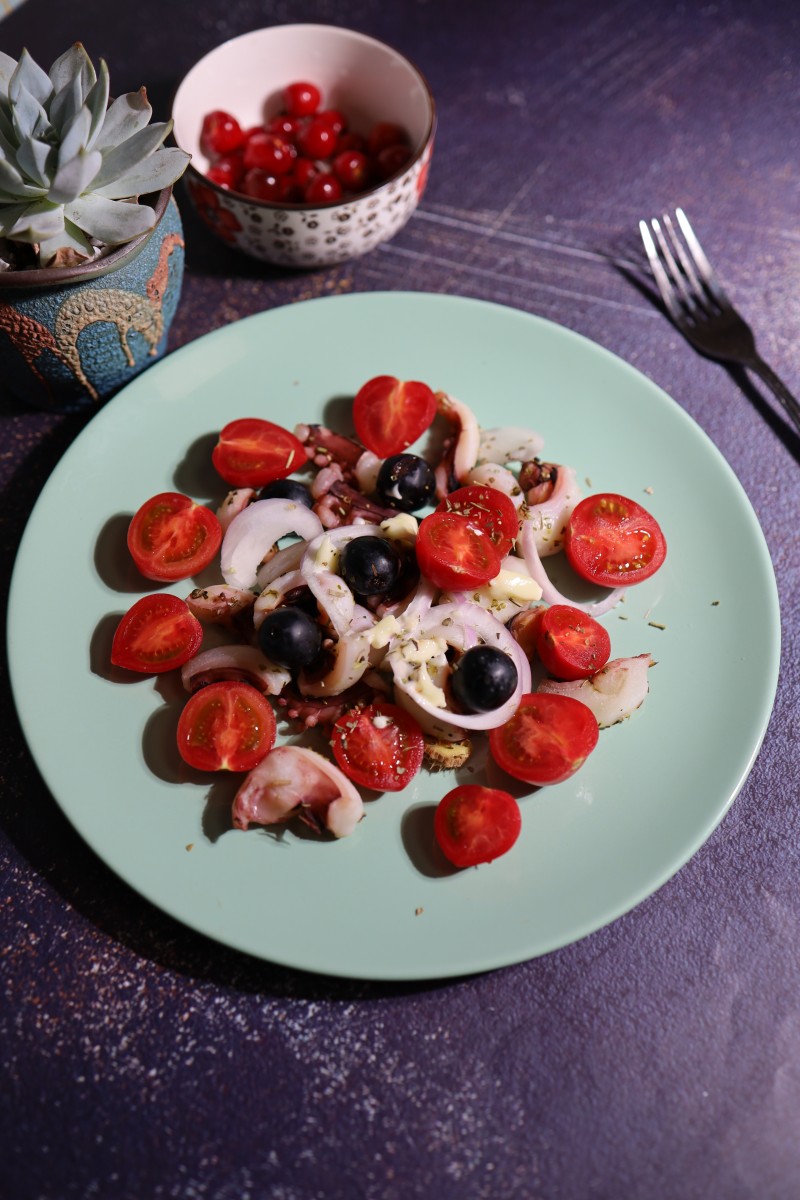 Steps for Making Octopus Cherry Tomato Salad