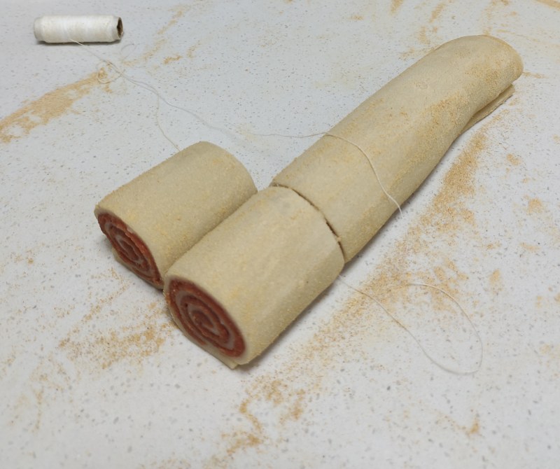 Steps for Cooking Hawthorn-stuffed Donkey Rolls