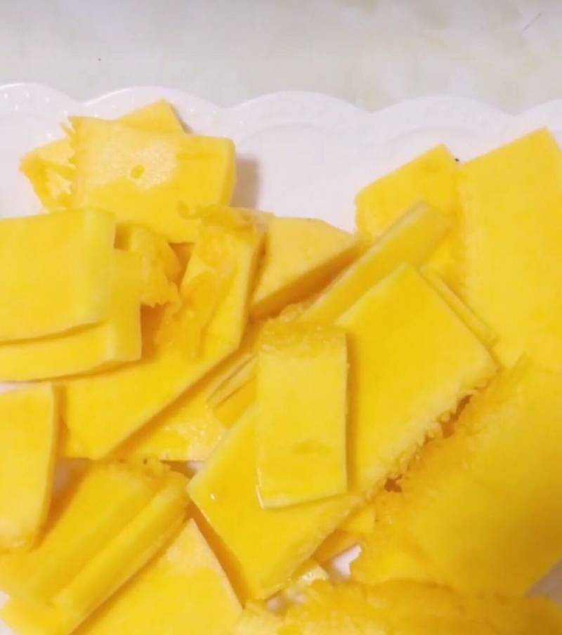 Steps for Making Pumpkin Steamed Egg Custard with Milk Flavor