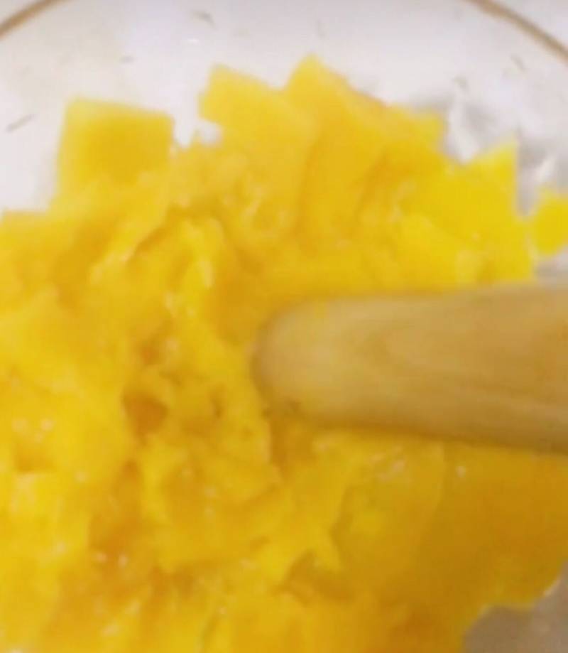 Steps for Making Pumpkin Steamed Egg Custard with Milk Flavor