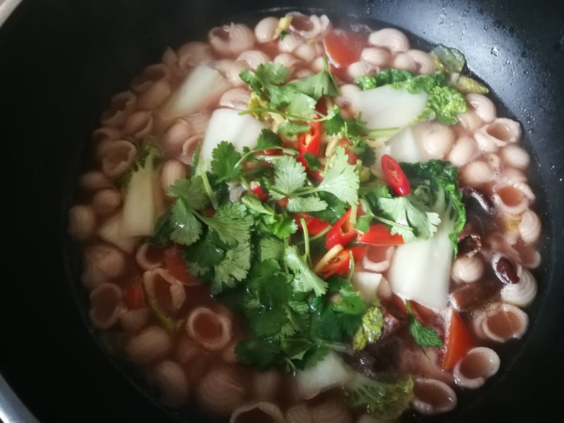 Steps for Making Carrot Red Mushroom Chicken Soup with Cat Ear Pasta