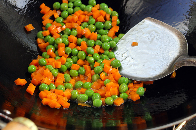 Detailed Steps for Cooking Fried Rice with Colorful Sausages - A Delicate Dinner for One