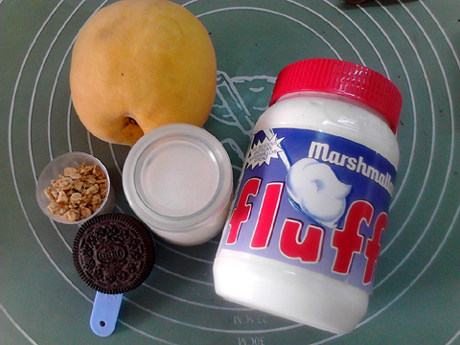 Steps for making Vanilla Marshmallow Peach Yogurt Cup