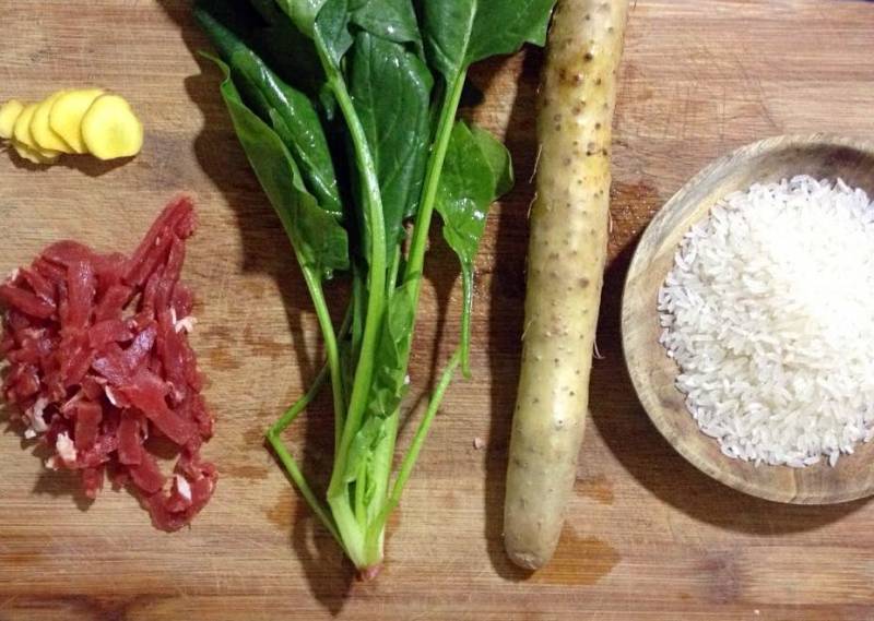 Steps for Making Spinach Beef Congee