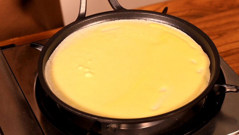 Delicious Dessert You Can Make with a Skillet - Mango Crepes Step-by-Step