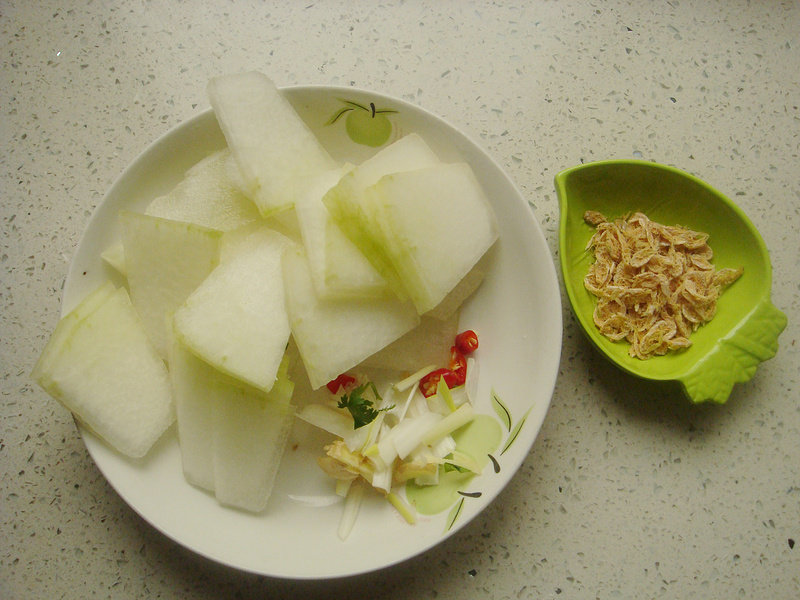 Dried Shrimp and Winter Melon Stir Fry Steps