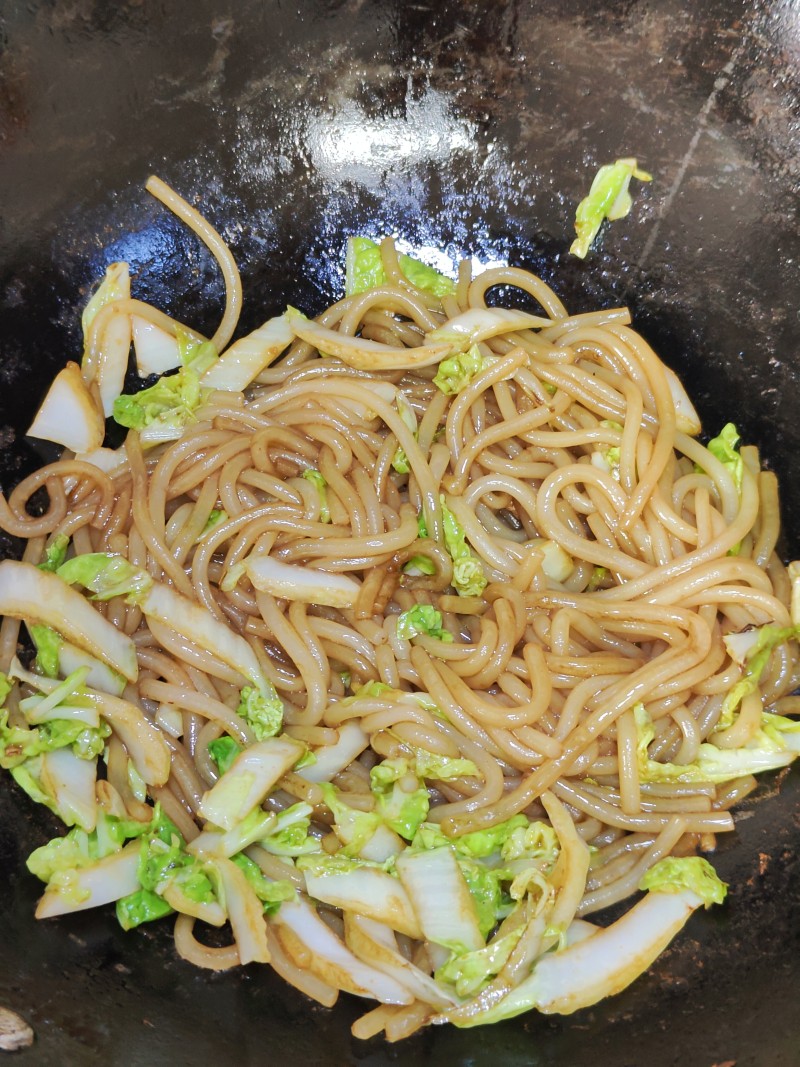 Steps for Cooking Fried Rice Noodles