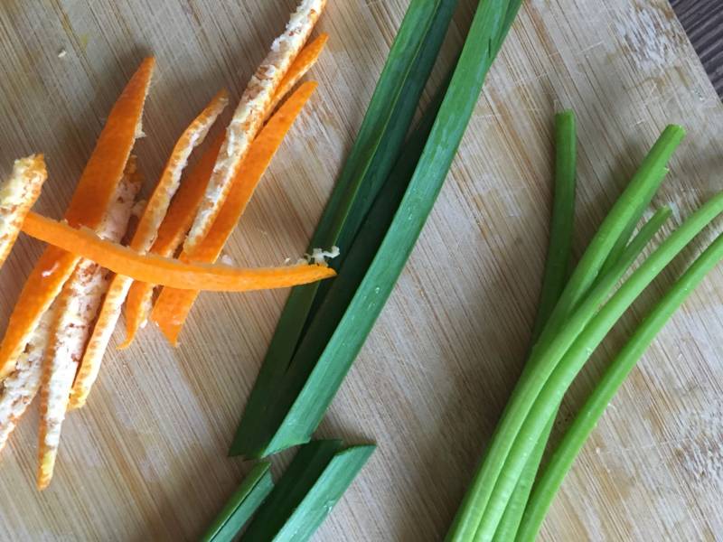 Honey-Soaked White Radish Plate Art Preparation Steps