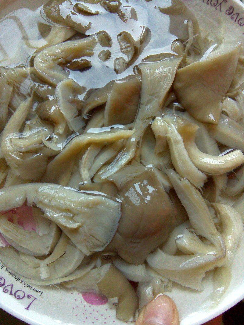 Steps for Making Lean Meat Mushroom