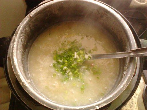 Step-by-Step Instructions for Century Egg Lean Pork Peanut Congee