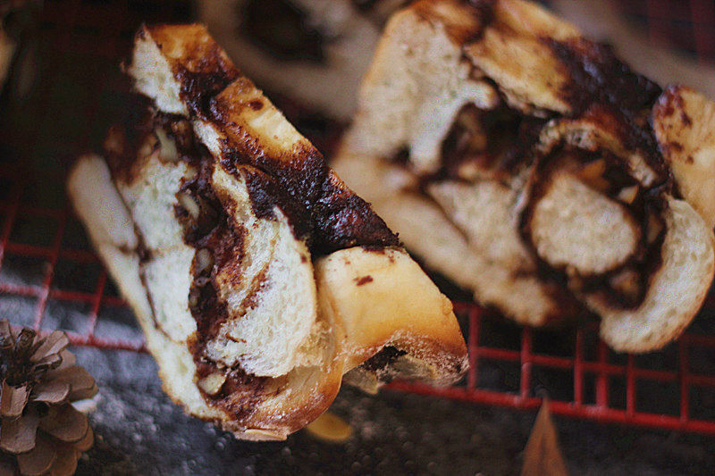 Winter Warm Afternoon Tea Delight: Black Sugar Cinnamon Tear Bread