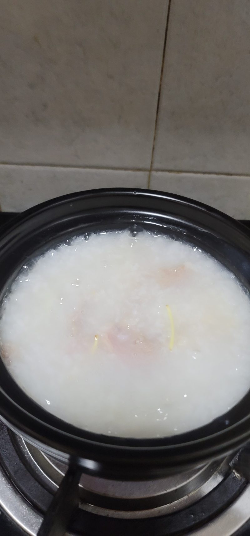 Step-by-step Cooking of Lean Pork Congee with Fresh Goji Leaves