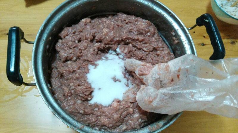 【Wuhan】【Homemade Crispy Black Pepper Sausage】Cooking Steps