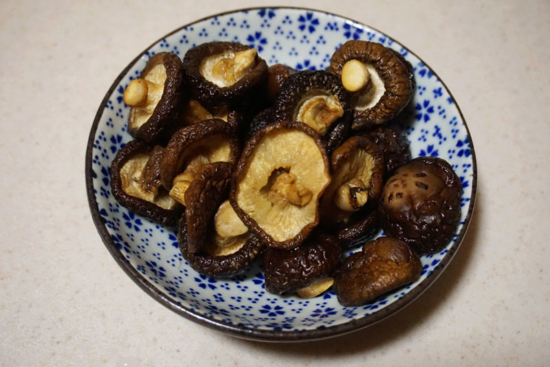 Steps to Cook Delicious Shiitake Mushrooms