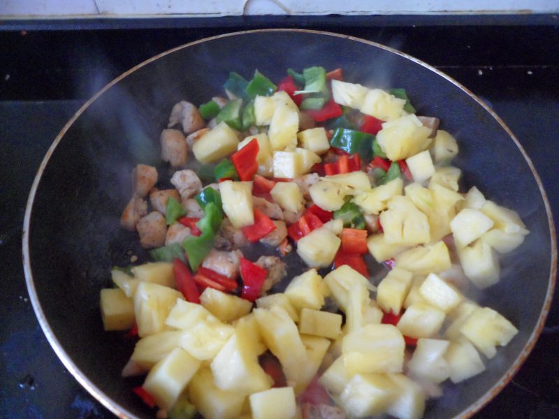 Sweet and Sour Seasonal Dish - Pineapple Chicken - Cooking Steps