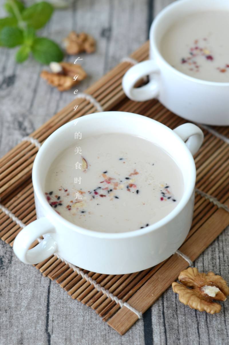 Walnut Soy Milk