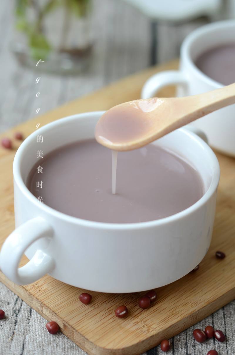 Rice Lily Red Bean Milk