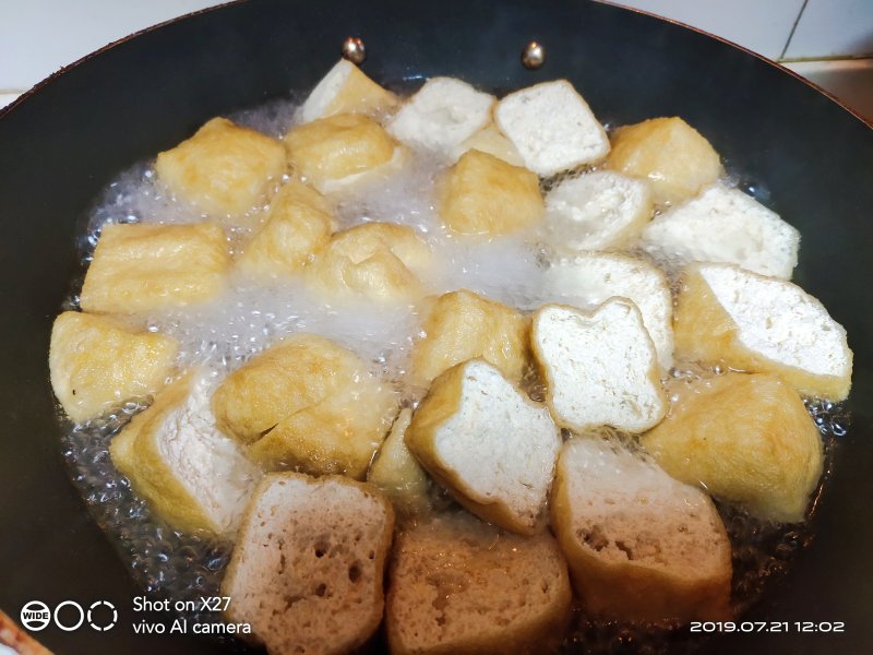 Steps for Cooking Minced Pork Stir-fried Tofu