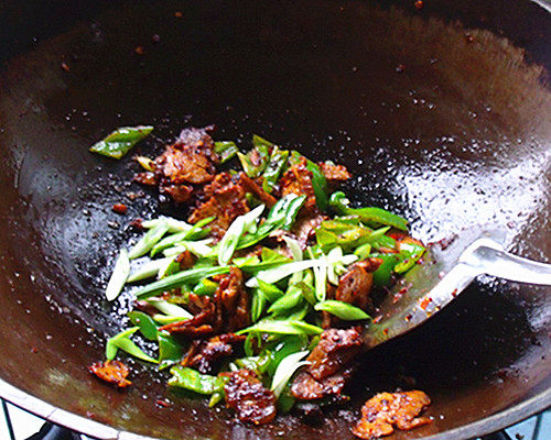 Classic Sichuan Cuisine ~ Twice Cooked Pork Step by Step