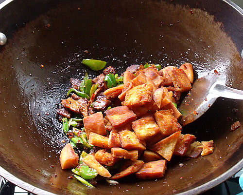 Classic Sichuan Cuisine ~ Twice Cooked Pork Step by Step