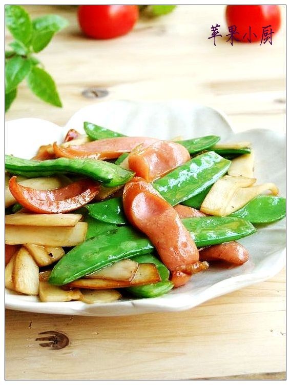 Steps for Stir-fried Dutch Beans with Enoki Mushrooms